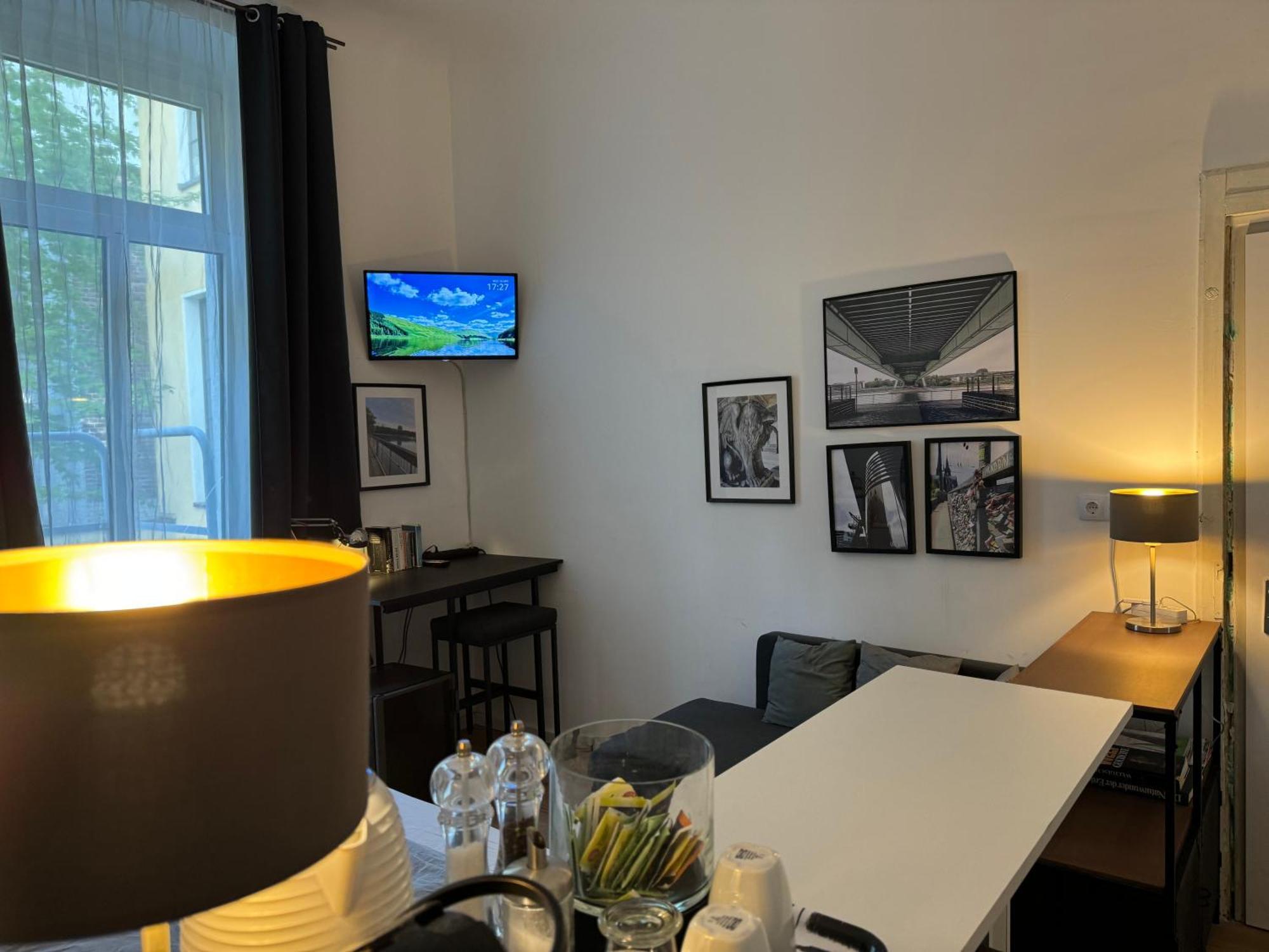 Urban-Studios-Cologne I Studio Exteriör bild